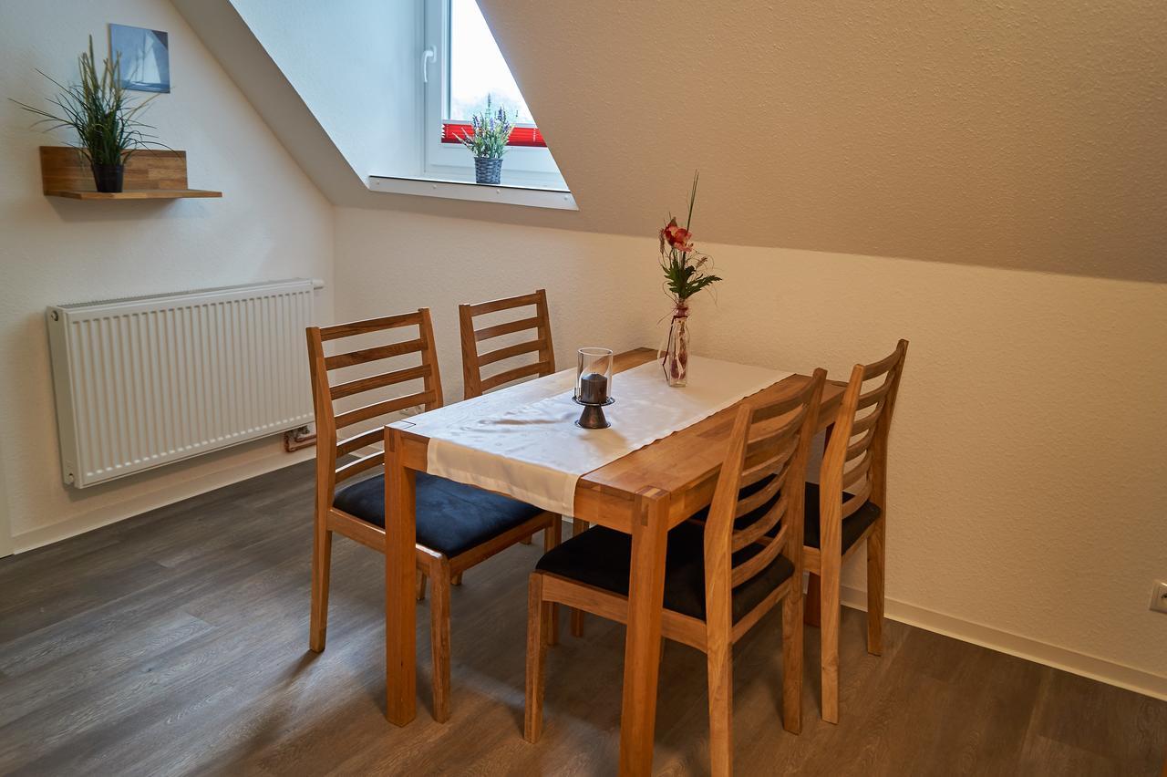 Bredeneeker Gasthaus Rastorf エクステリア 写真