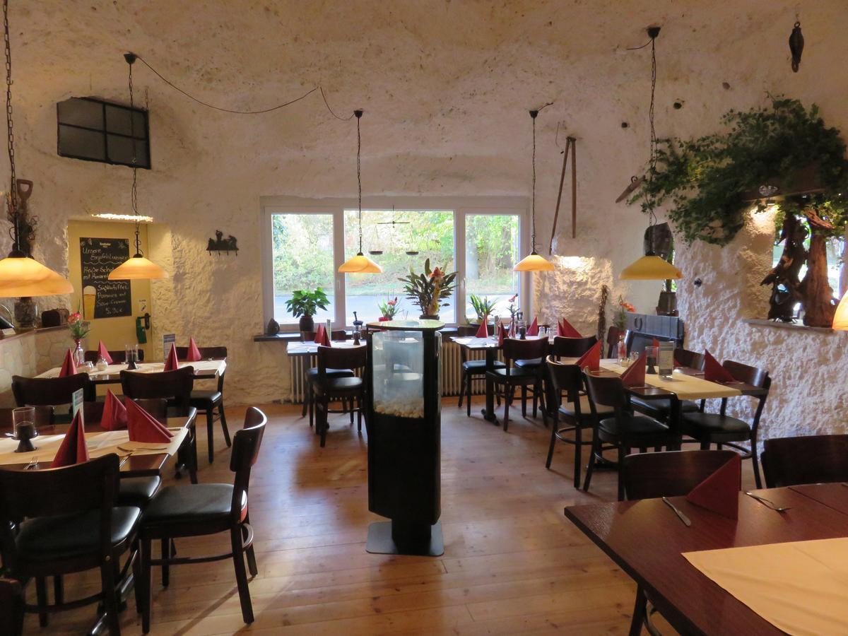 Bredeneeker Gasthaus Rastorf エクステリア 写真