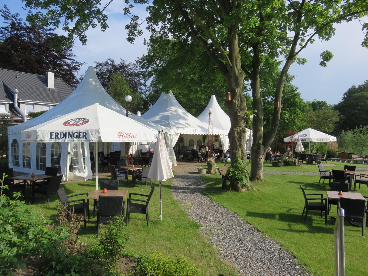 Bredeneeker Gasthaus Rastorf エクステリア 写真